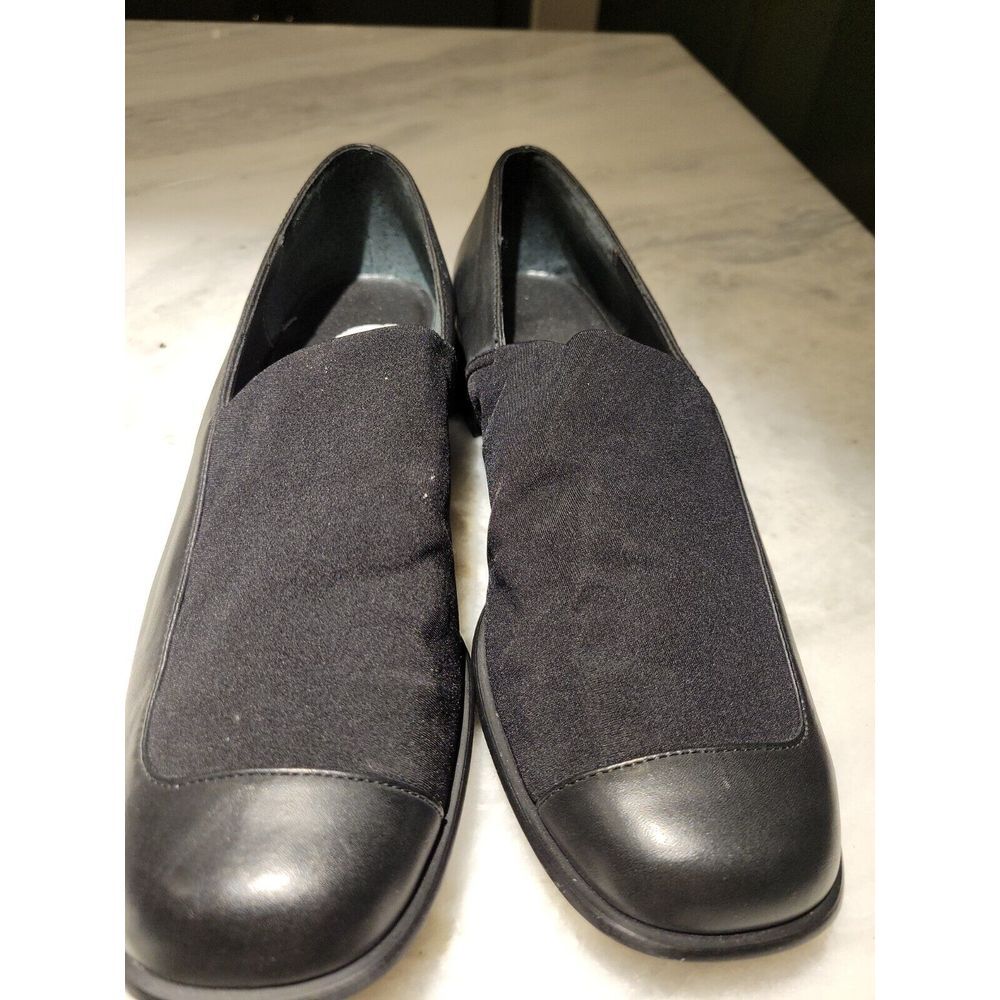 Ipanema Womens Black Slipon Leather Comfort Loafer Flat Shoes Size 8M